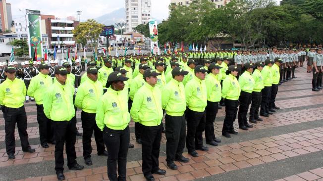 La policía invito a la ciudadanía a que denuncie a la linea 123 alguna accion sospechosa con que se encuentren.