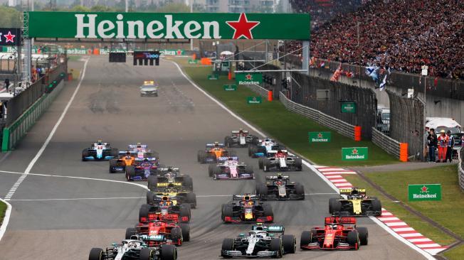 Hamilton tomó la primera posición desde la largada del Gran Premio de España.