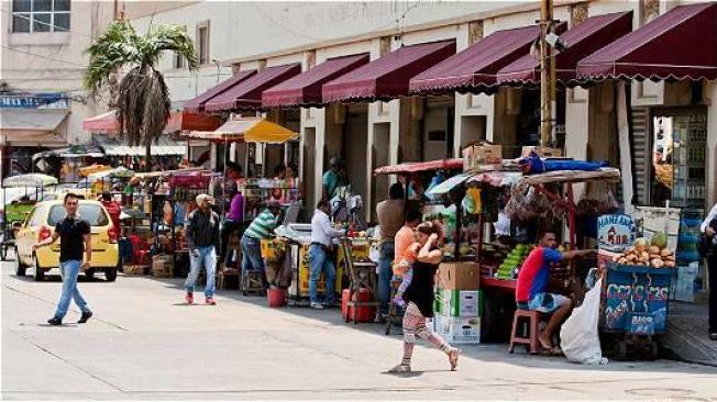 Estas actividades buscan preparar a los comerciantes en la reactivación del sector.