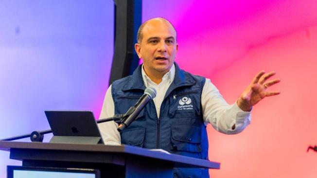 Carlos Camargo asistió a un consejo de seguridad en Tuluá. foto: 01/08/2023