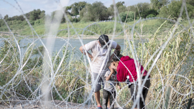 Un niño de tres años muere al intentar entrar por Río Grande.