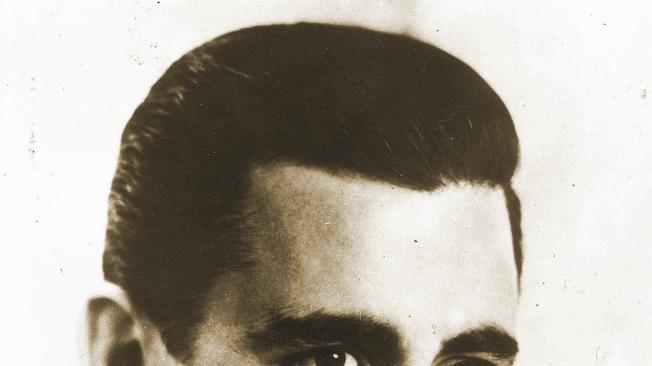 J.D. Salinger, autor de El guardián entre el centeno.