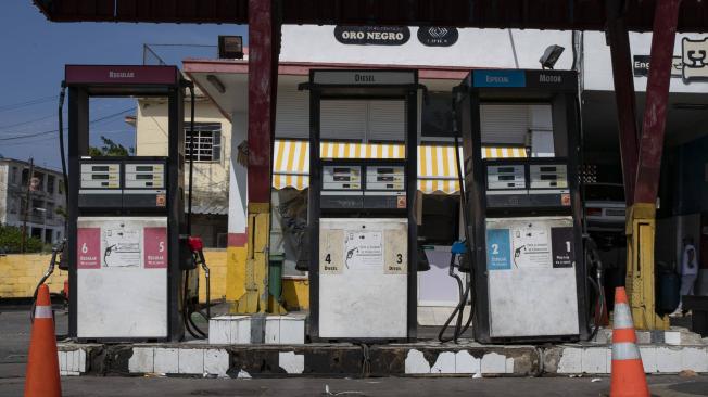 Este viernes entró en vigor la subida de más del 400 % de los precios de los combustibles en Cuba.