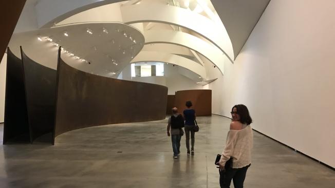 Escultura de Richard Serra en el Guggenheim de Bilbao.