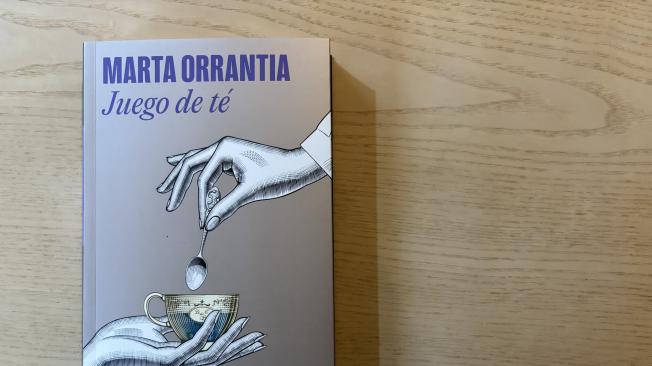 Juego de té, Marta Orrantia, Random House.