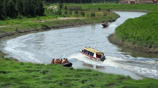 rio bogotá, embarcaciones, tansporte fluvial