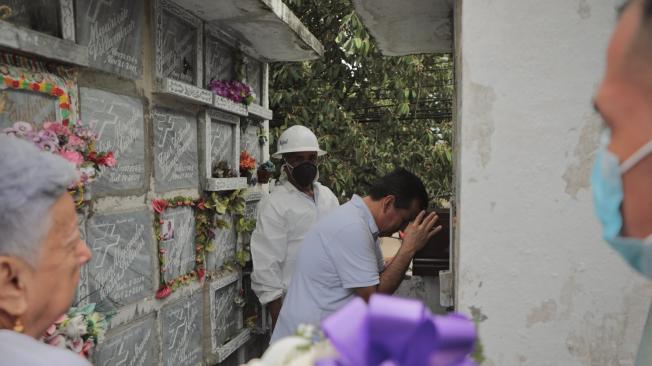 Entrega digna de los restos de Juan Carlos Aguirre Macías, desaparecido en 2008 y que fue encontrado y entregado a su familia este 5 de junio de 2024.
