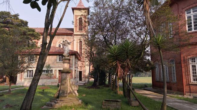 La capilla del complejo hospitalario San Juan de Dios de Bogotá.