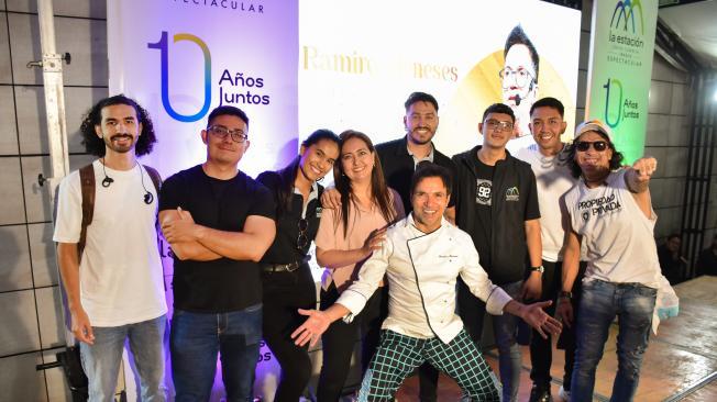 Ramiro Meneses junto al equipo La Estación en Master Class