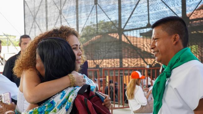 Más de 1.000 personas se reunieron en la Institución Educativa Bilingüe INGA, ubicada en el Resguardo INGA de la vereda Líbano, Mocoa, con el objetivo de explorar vías que desde la ciencia, la tecnología y la innovación conduzcan hacia economías lícitas y alternativas