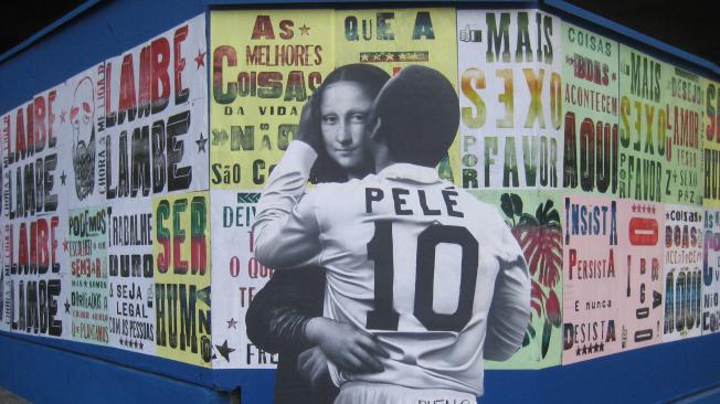 Obra Pelé besucón, del artista plástico brasileño Luis Bueno