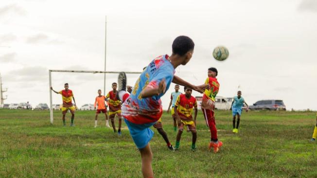 Jóvenes futbolistas de Cartagena