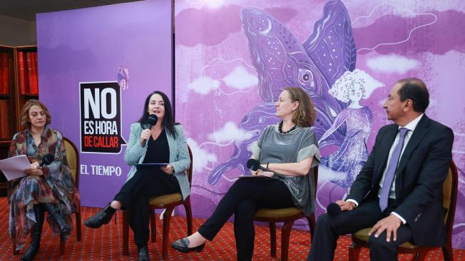 En el Salón de Ejecutivos de la Casa Editorial El Tiempo se entregó el premio No Es Hora De Callar a las mujeres periodistas 2024.