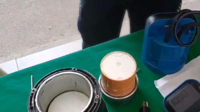 Clorhidrato de cocaína en bomba de agua.