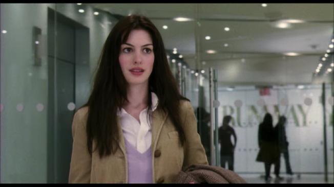 Anne Hathaway en El diablo viste a la moda