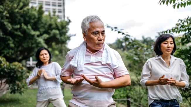 Tai Chi le ayuda con la salud cardiovascular.