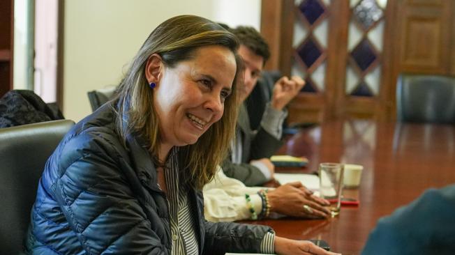 Helga Rivas, nueva ministra de Vivienda.