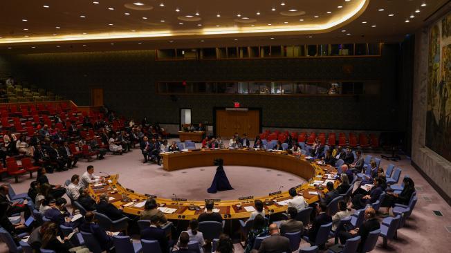 El canciller Luis Murillo; la directora del Dapre, Laura Sarabia, y el presidente Gustavo Petro, en el Consejo de Seguridad de la ONU.