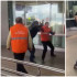 Video | Hombres habrían peleado por prestar servicio de transporte a turista extranjero en el Aeropuerto El Dorado en Bogotá