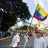 Fotografía de este lunes de personas durante una protesta por los resultados de las elecciones presidenciales en Caracas (Venezuela).  es en los comicios que dieron la victoria a Nicolás Maduro y otros han sido obligados por Caracas a cerrar sus Embajadas en el país caribeño y retirar su personal. EFE/ Ronald Peña