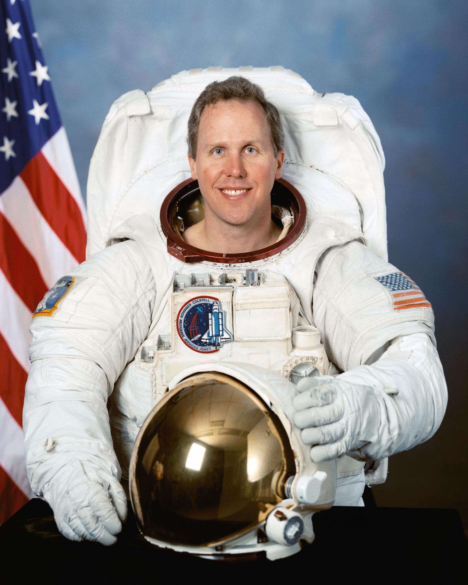 Official astronaut portrait for Thomas Jones