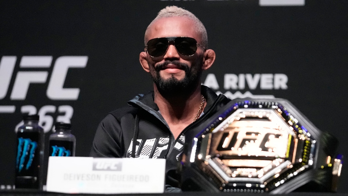 Deiveson Figueiredo vs. Brandon Moreno UFC 263 Flyweight Championship Fight Odds, Pick & Prediction (Saturday, June 12) article feature image