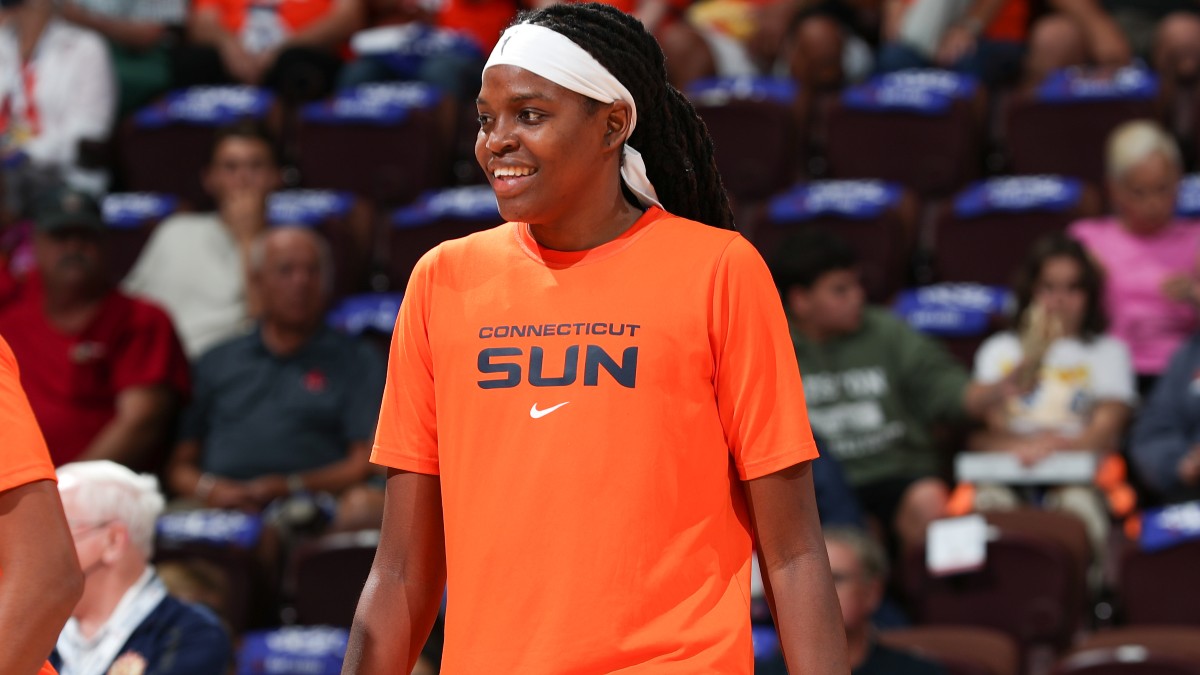 2021 WNBA Title Odds: Connecticut Sun Favored Over Aces & Storm Heading Into Playoffs article feature image