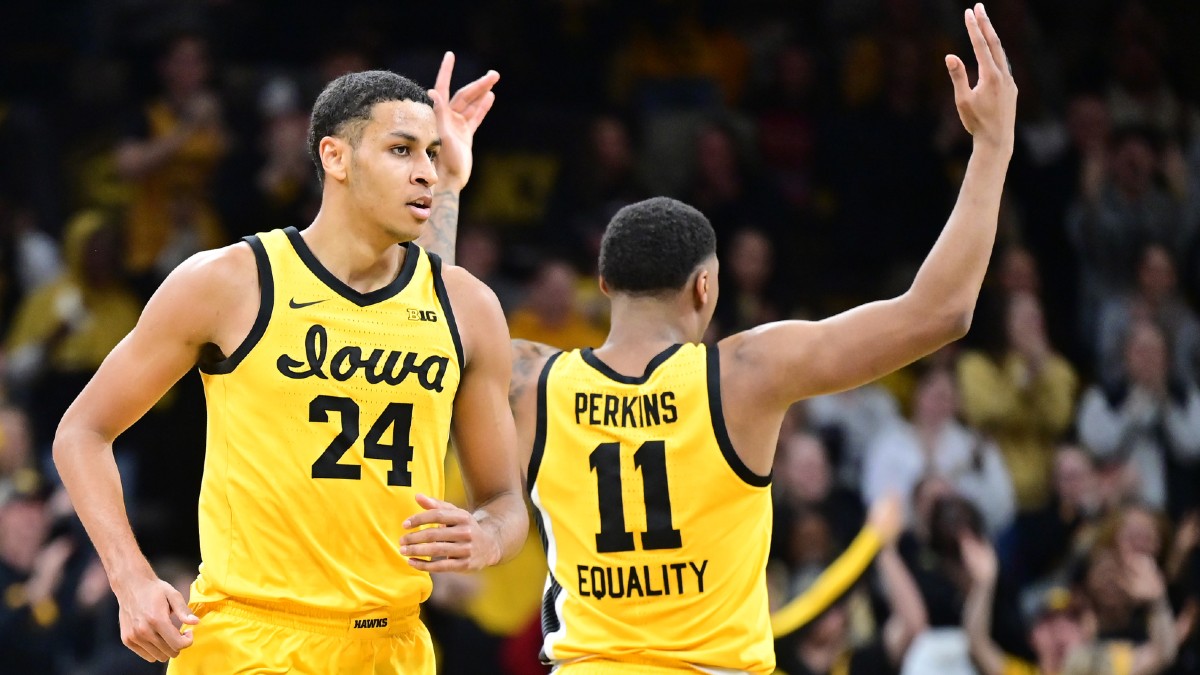 Iowa vs. Northwestern: Expect Hawkeyes to Cool Down Wildcats Image