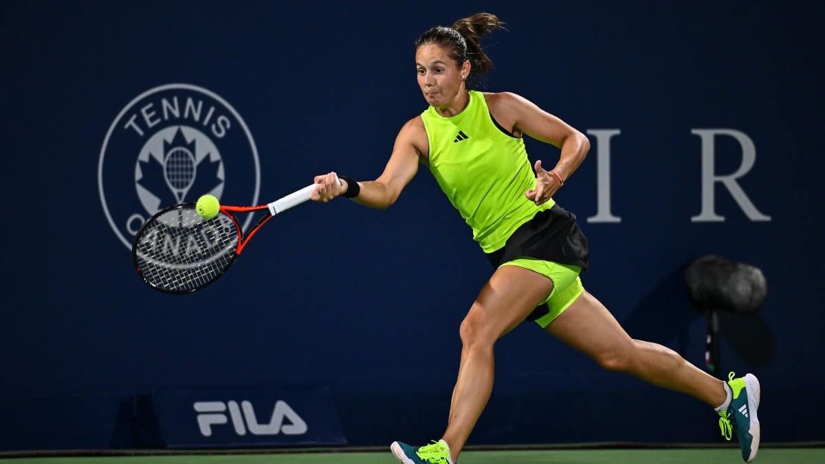 WTA Cincinnati Odds, Picks | Expert Betting Predictions For Kasatkina vs Stearns, Collins vs Pavlyuchenkova (August 15) article feature image