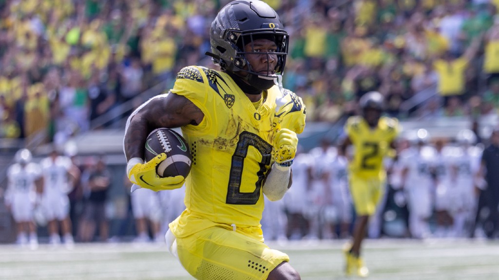 Hawaii vs. Oregon: A Surprising Play on the Total article feature image