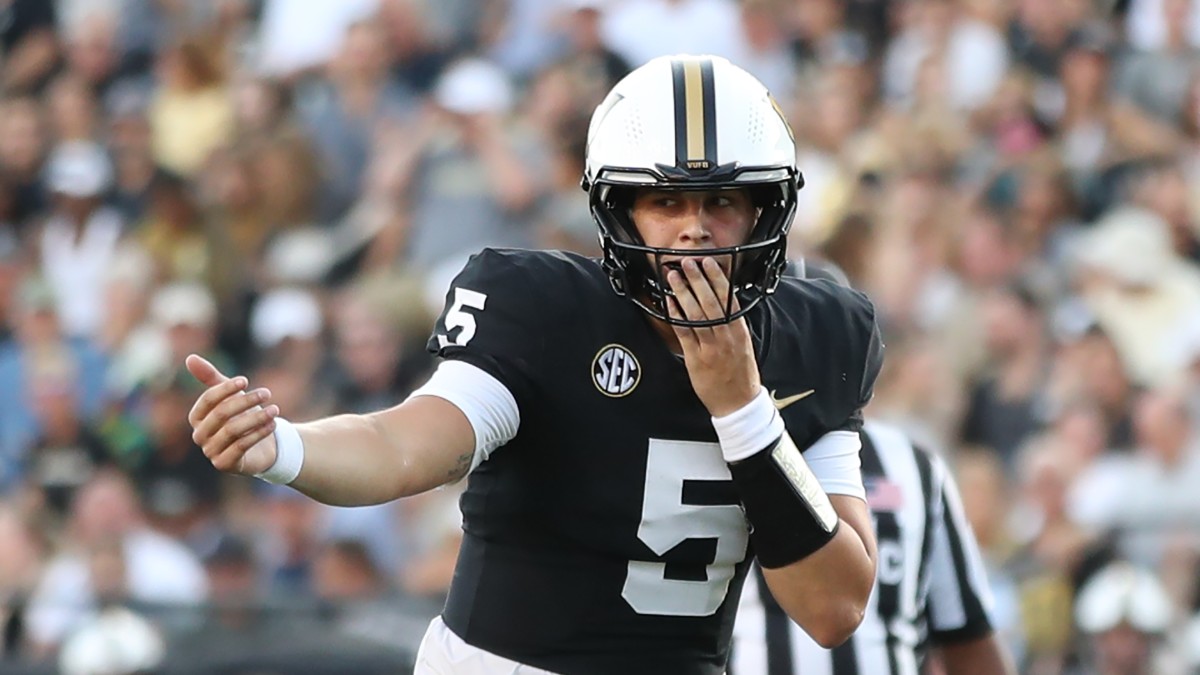 Vanderbilt vs. UNLV: Dores to Cover First Spread of Season article feature image