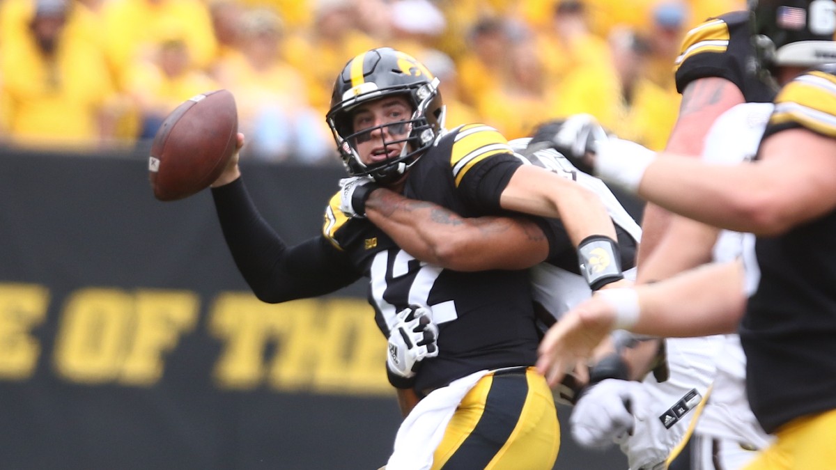 Michigan State vs. Iowa Line, Pick, Prediction Saturday of College Football Week 5 Image