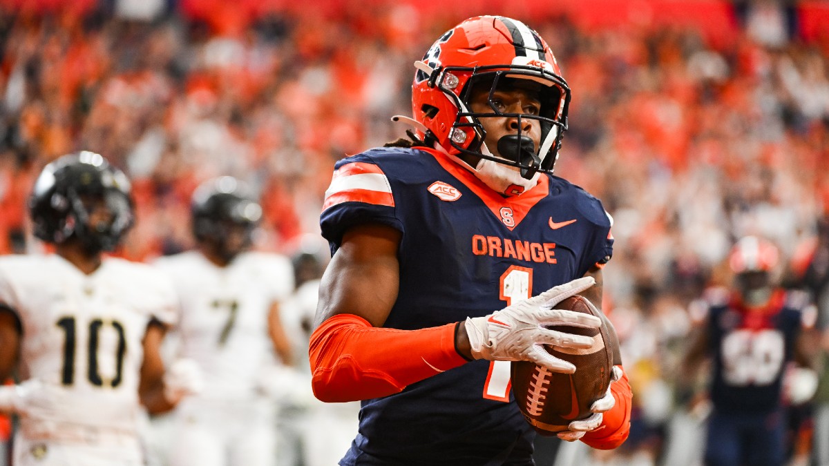 Pitt vs. Syracuse: Expect Ugly Game at Yankee Stadium article feature image