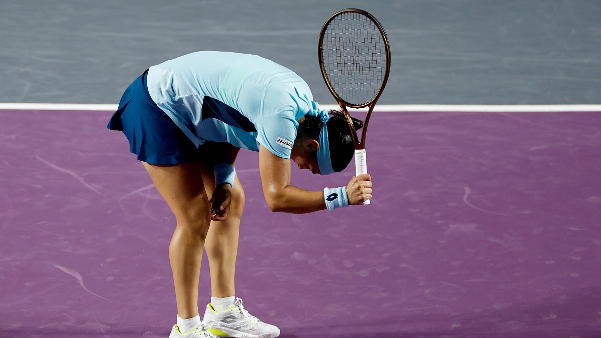 Friday WTA Finals Picks: Fade an Erratic Jabeur Image