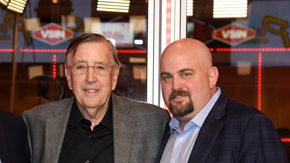 Musburger Media Purchases VSiN from DraftKings