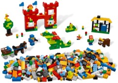 <h1>Build & Play Box</h1><div class='tags floatleft'><a href='/https/brickset.com/sets/4630-1/Build-Play-Box'>4630-1</a> <a href='/https/brickset.com/sets/theme-Make-and-Create'>Make and Create</a> <a class='year' href='/https/brickset.com/sets/theme-Make-and-Create/year-2012'>2012</a> </div><div class='floatright'>©2012 LEGO Group</div>