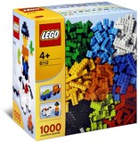 <h1>LEGO World of Bricks</h1><div class='tags floatleft'><a href='/https/brickset.com/sets/6112-2/LEGO-World-of-Bricks'>6112-2</a> <a href='/https/brickset.com/sets/theme-Make-and-Create'>Make and Create</a> <a class='year' href='/https/brickset.com/sets/theme-Make-and-Create/year-2007'>2007</a> </div><div class='floatright'>©2007 LEGO Group</div>