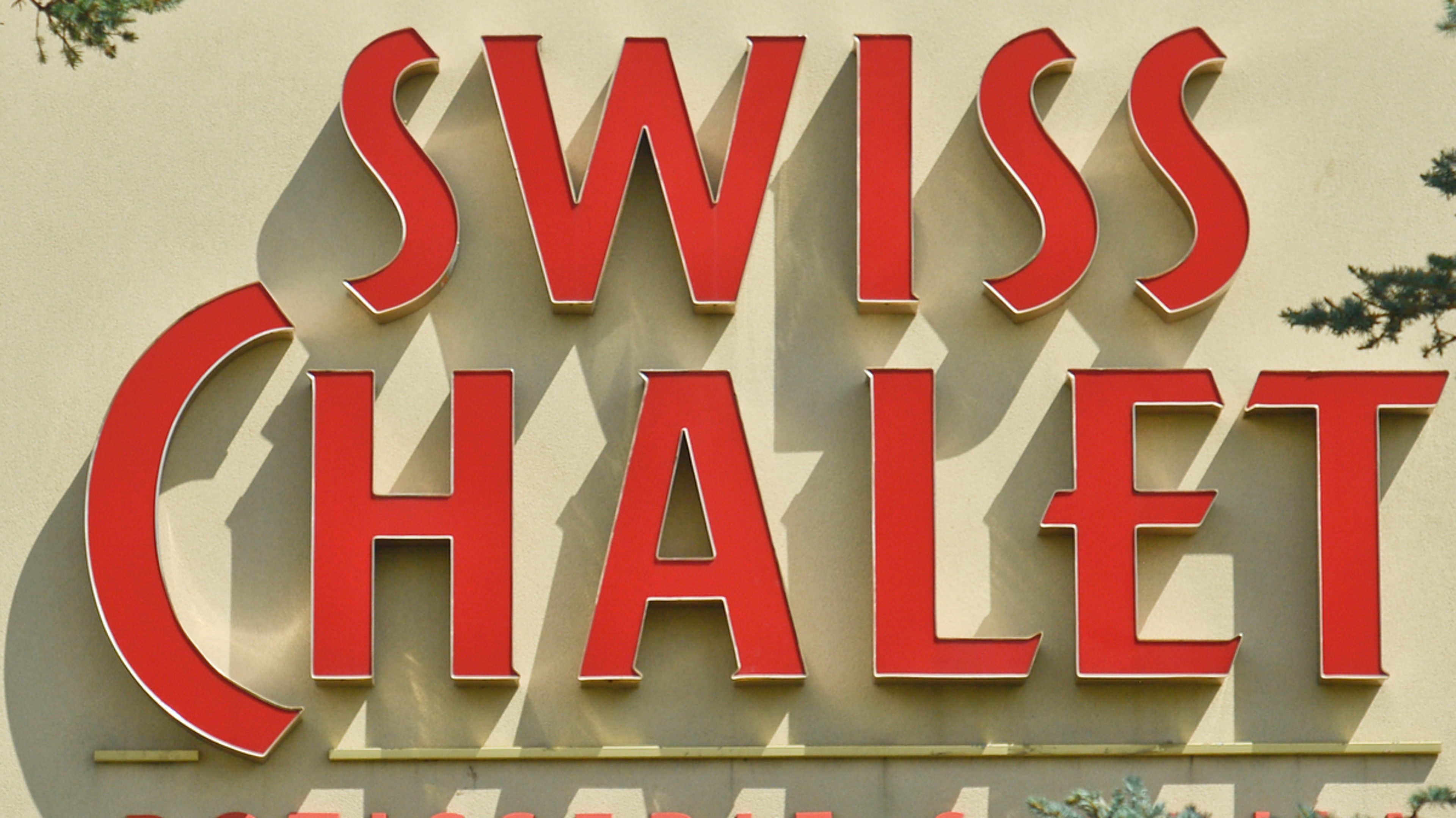 Canada Reacts To The Price Of Swiss Chalet's Festive Special Rising With Inflation Since 1990