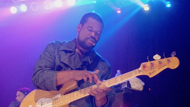 Hub (Leonard Nelson Hubbard) of The Roots performs