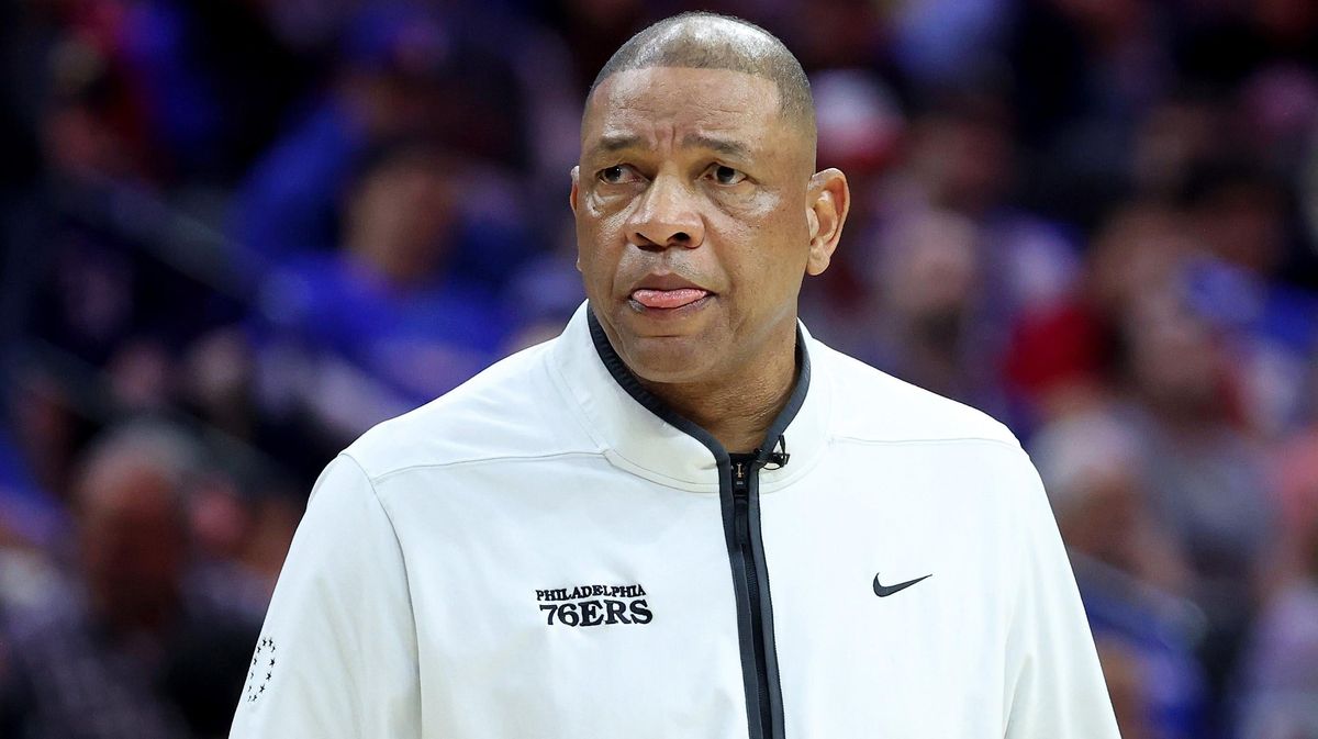 Milwaukee Bucks hire retread Doc Rivers as new head coach