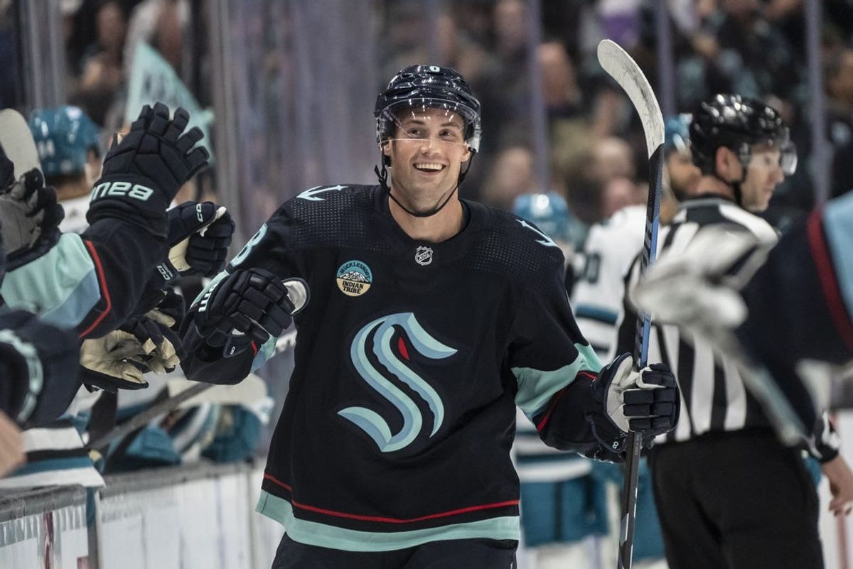 Kraken trade D Brian Dumoulin to Ducks for 2026 pick