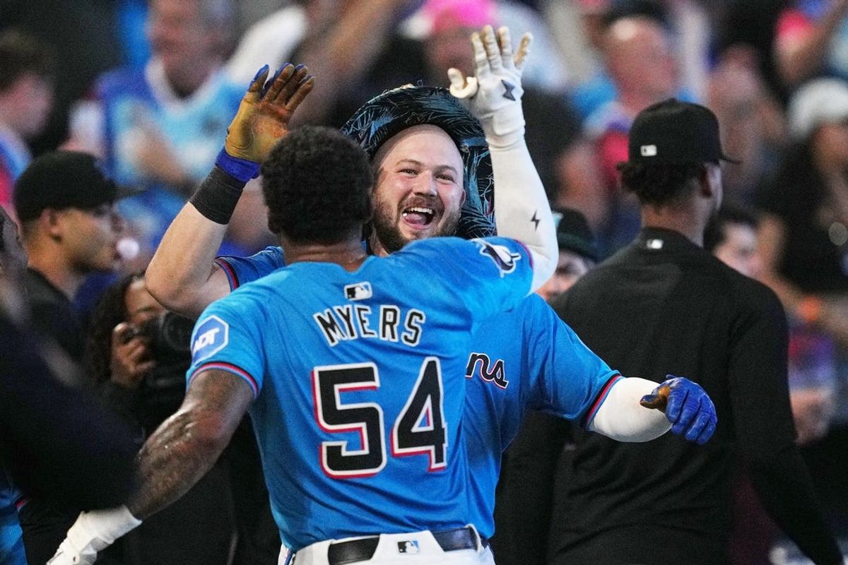 MLB roundup: Marlins stun White Sox with walk-off HR 