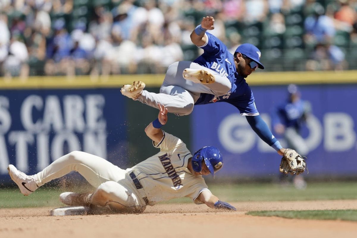 Daulton Varsho's 10th-inning hit pushes Blue Jays past Mariners