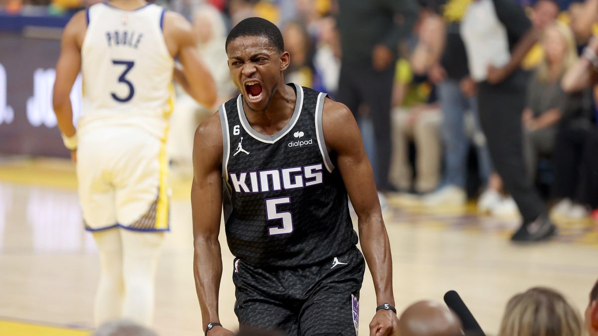 Does De'Aaron Fox’s injury put the Kings in a hole they can’t dig out of?