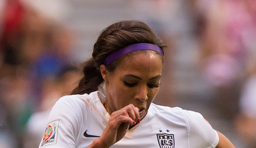 An Ode to Sydney Leroux&#39;s Eyelashes