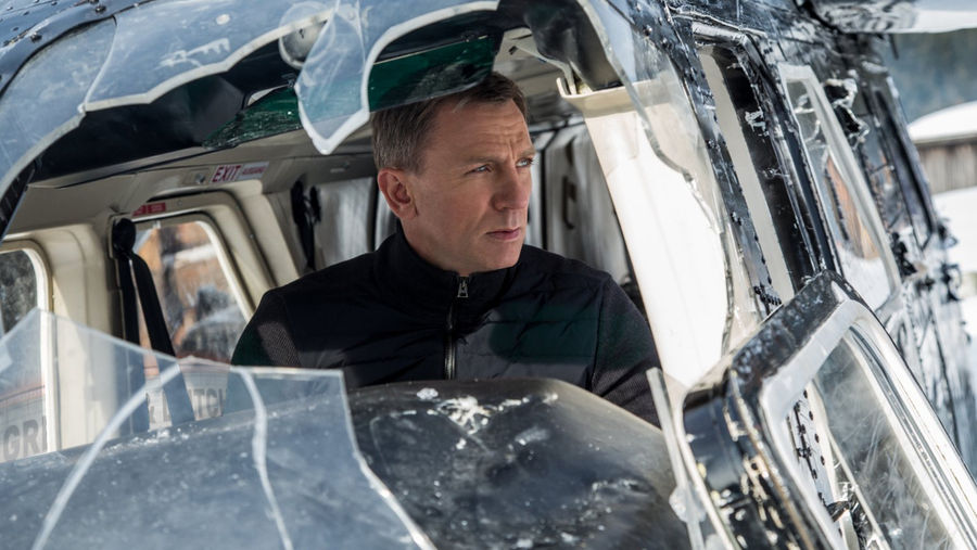 The Cheesy <i>Spectre </i>Suggests That James Bond&#39;s Darker, Grittier, Better Days Are Over