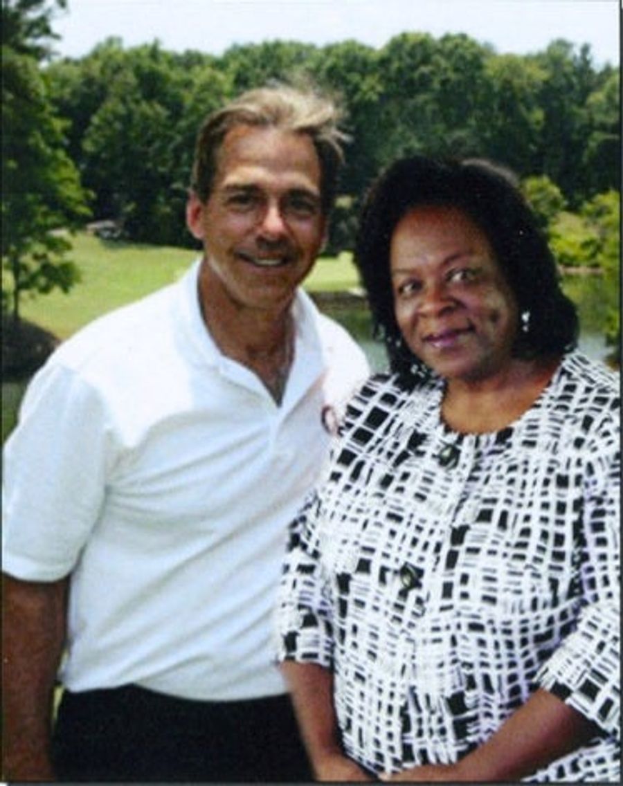 Alabama Candidate Uses Horrible Photoshop To Gain Nick Saban&#39;s &quot;Endorsement&quot;