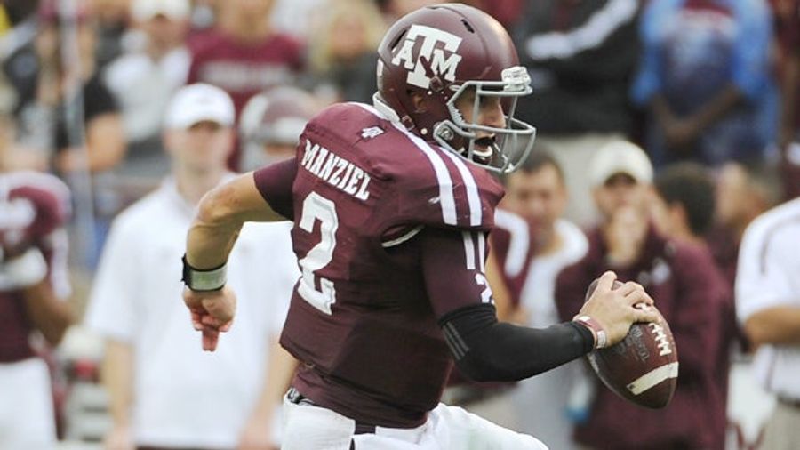 Texas A&amp;M Quarterback Johnny Manziel Set An SEC Record For Offense Today Against Arkansas