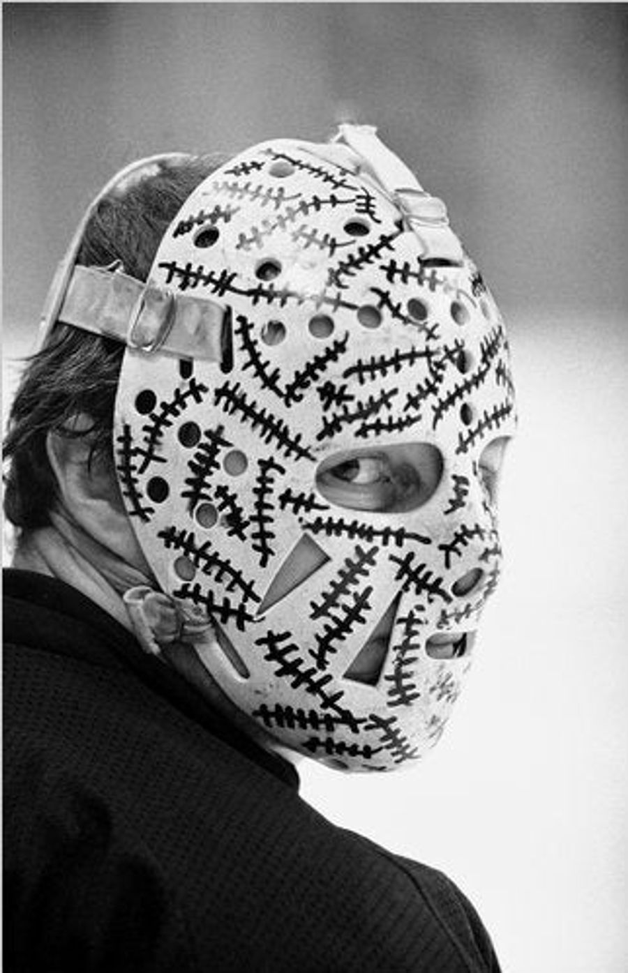 Eddie Belfour&#39;s Mask Denies Responsibility For <em>Hell Freezes Over</em>