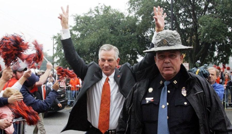 Do Not Mess With An Auburn Coach&#39;s Wife